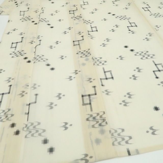 新品・夏琉球絣】紗紬 夏着物 正絹 仕付け糸付 証紙付 tomihisa“軽やか