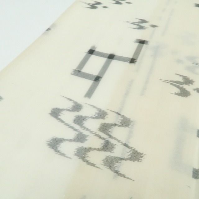 【新品・夏琉球絣】紗紬 夏着物 正絹 仕付け糸付 証紙付 tomihisa“軽やかに遊ぶ、琉球絣の豊かさを纏う”8791