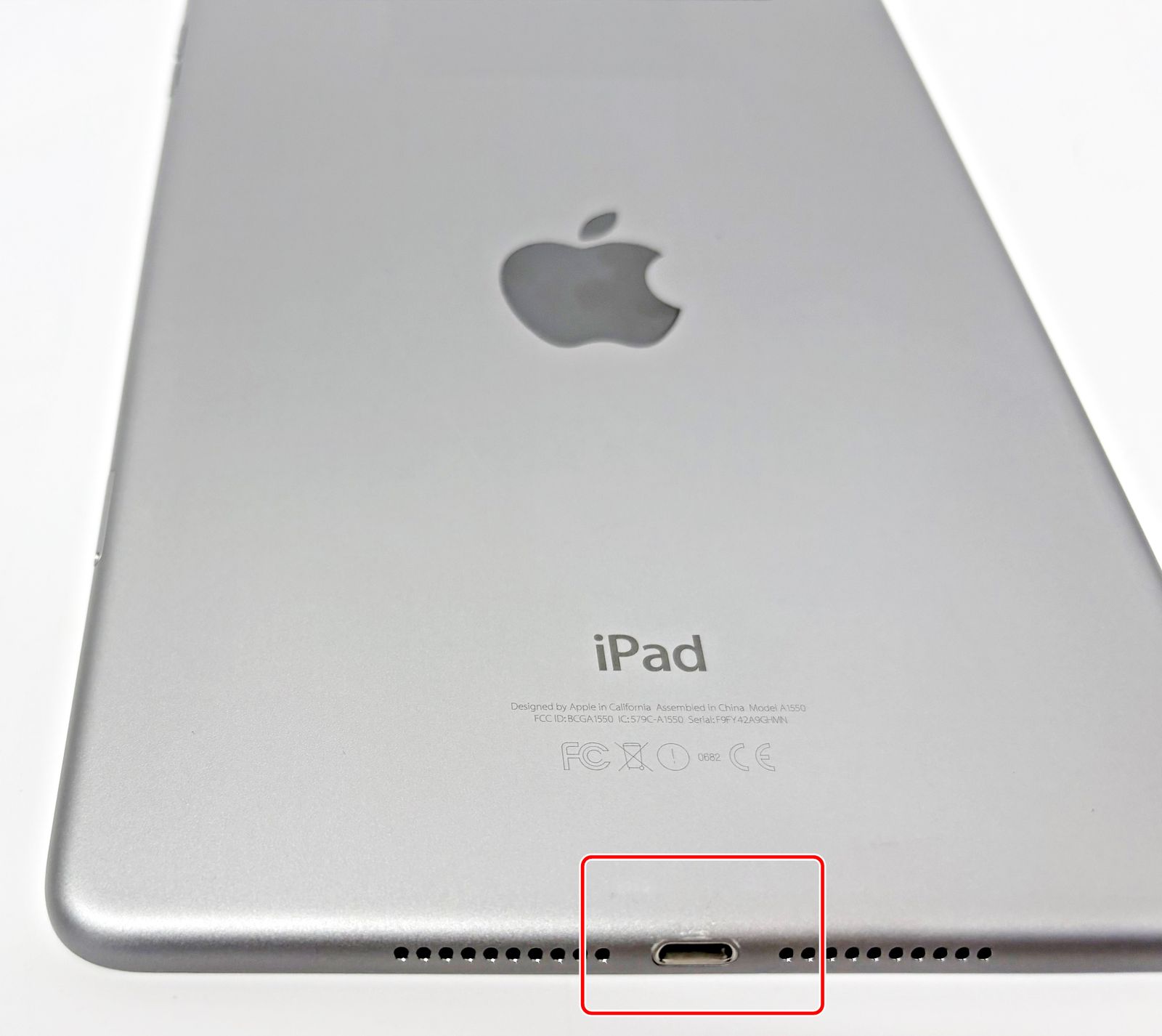 iPad mini4 128GB MK762J/A バッテリー97% Space Gray Wi-Fi+Cellular