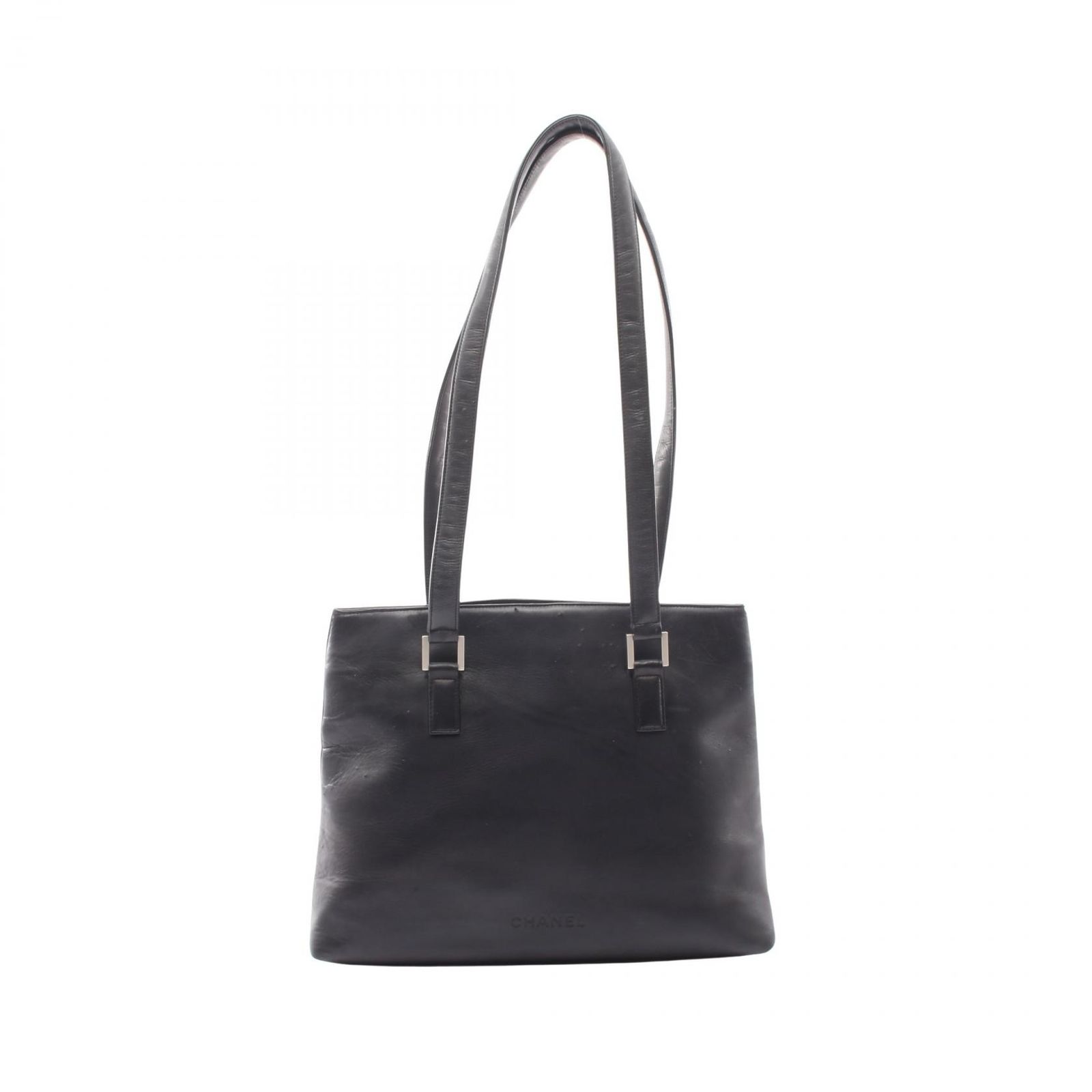 シャネル CHANEL ショルダーバッグ 型押しロゴ ブラック ラムスキン（羊革） トートバッグ レディース Used B