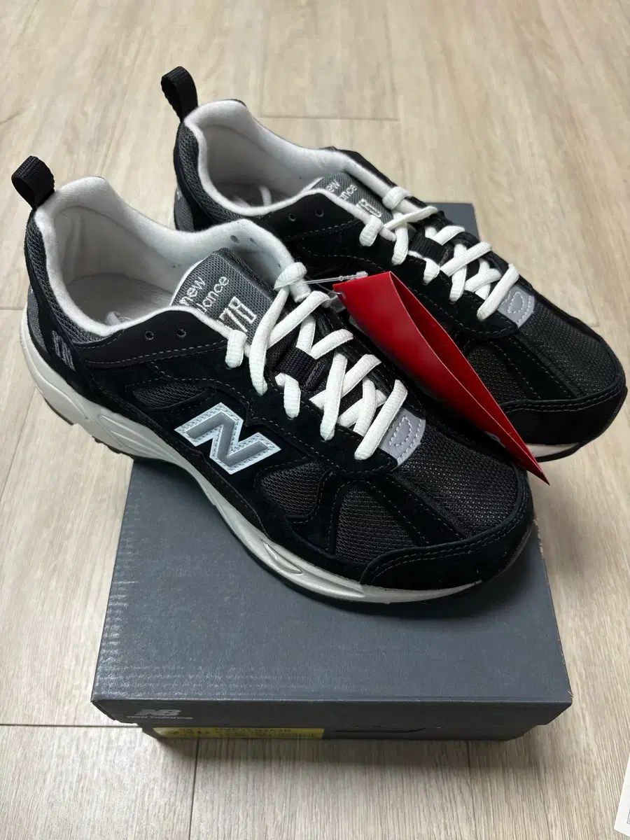 ニューバランス 878 ブラック 230