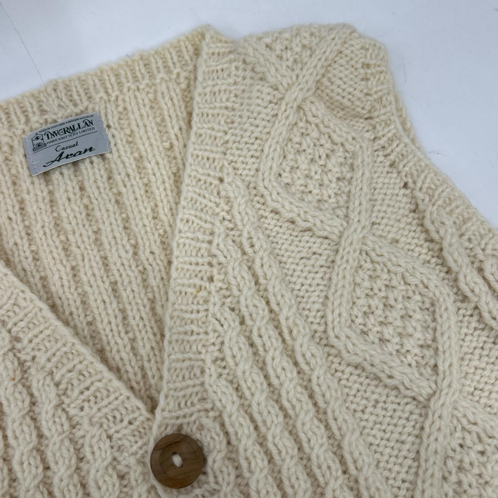 Inverallan インバーアラン アイボリー グリーンタグケーブル ニット