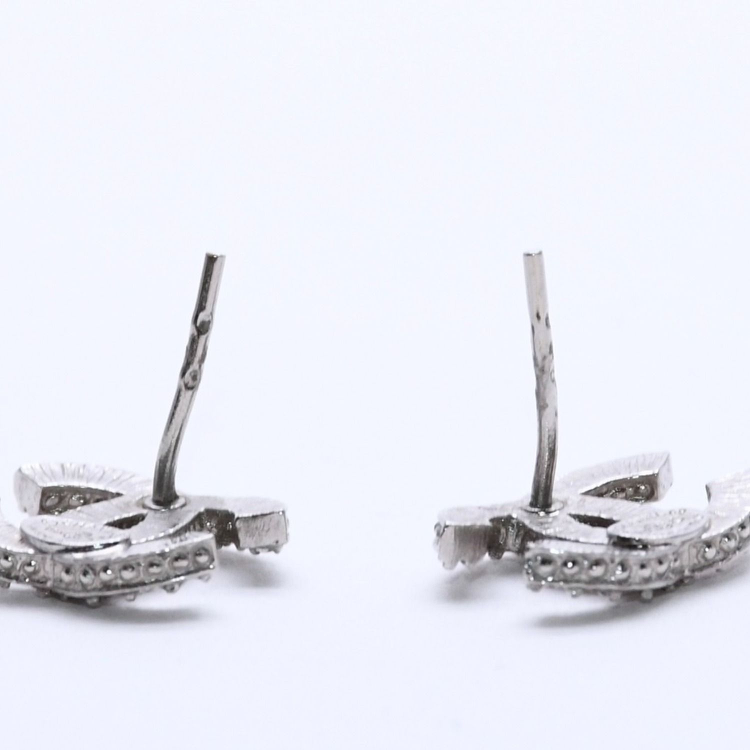 CHANEL ココマーク ピアス ラインストーン 両耳 刻印あり キャッチなし CHANEL シャネル ココマーク ピアス 重量約1.58g B15C刻印 ライン