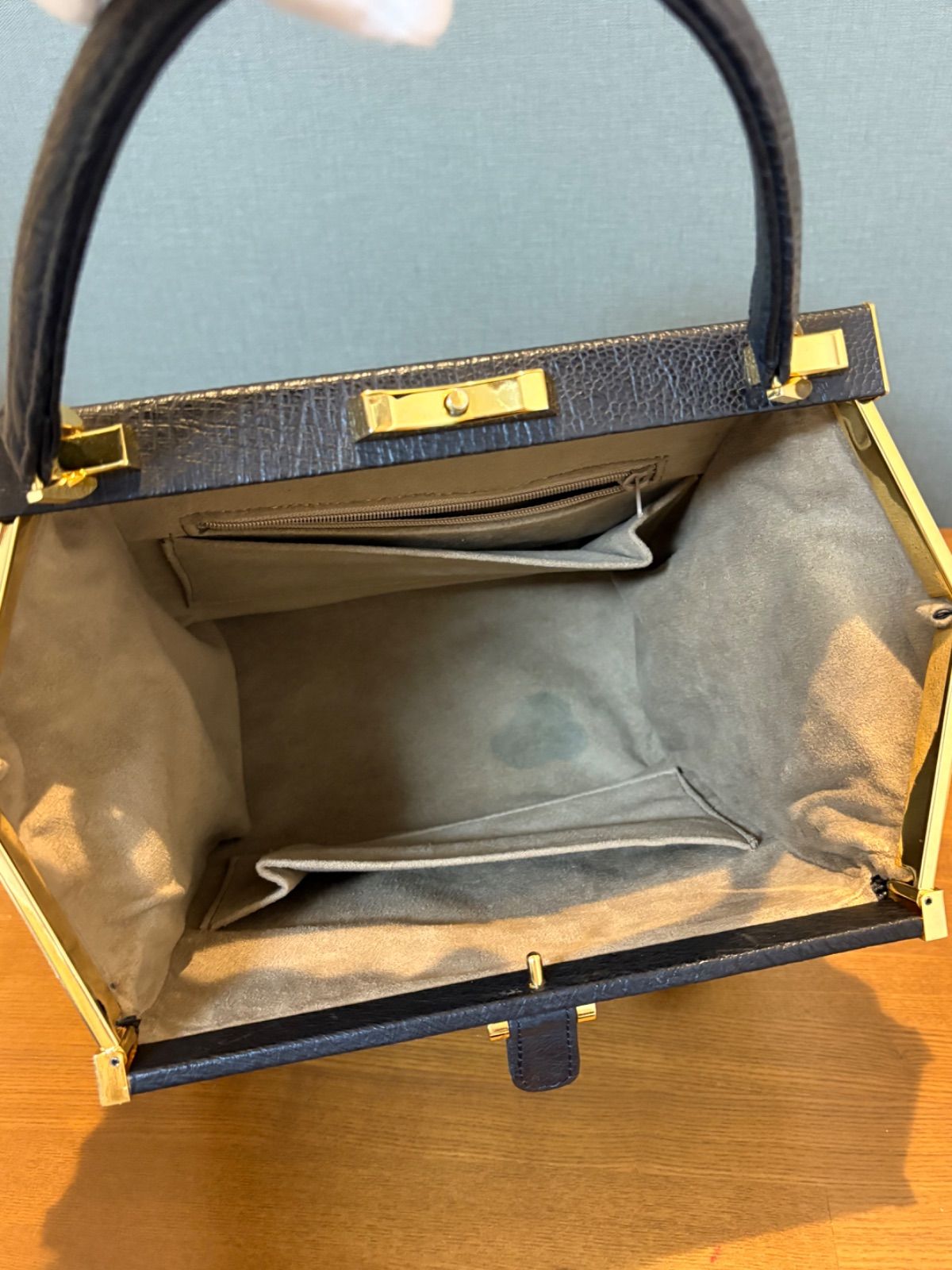 オーストリッチ レザー 本革 ブラック ゴールド金具 ハンドバッグ 