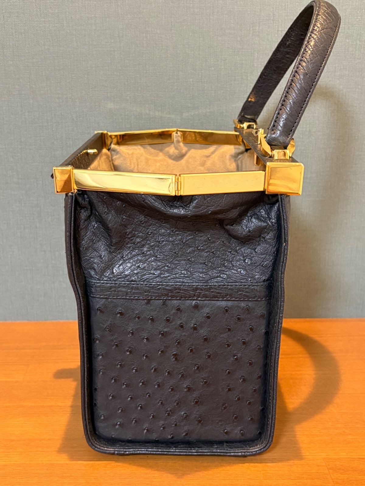 まとめ3点セットオーストリッチ ゴールド金具 ハンドバッグ 本革 レザー ブ オーストリッチ レザー 本革 ブラック ゴールド金具 ハンドバッグ