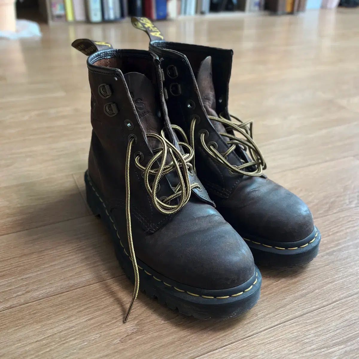 thisisneverthat × DR. MARTENS ドクターマーチン 1460 UK7 260-270