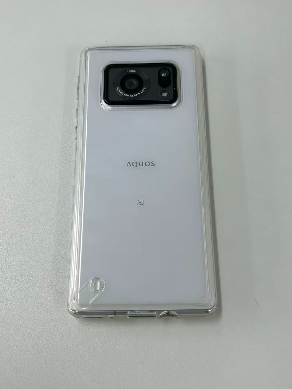 AQUOS R6 ホワイト A101SH 訳あり - メルカリ