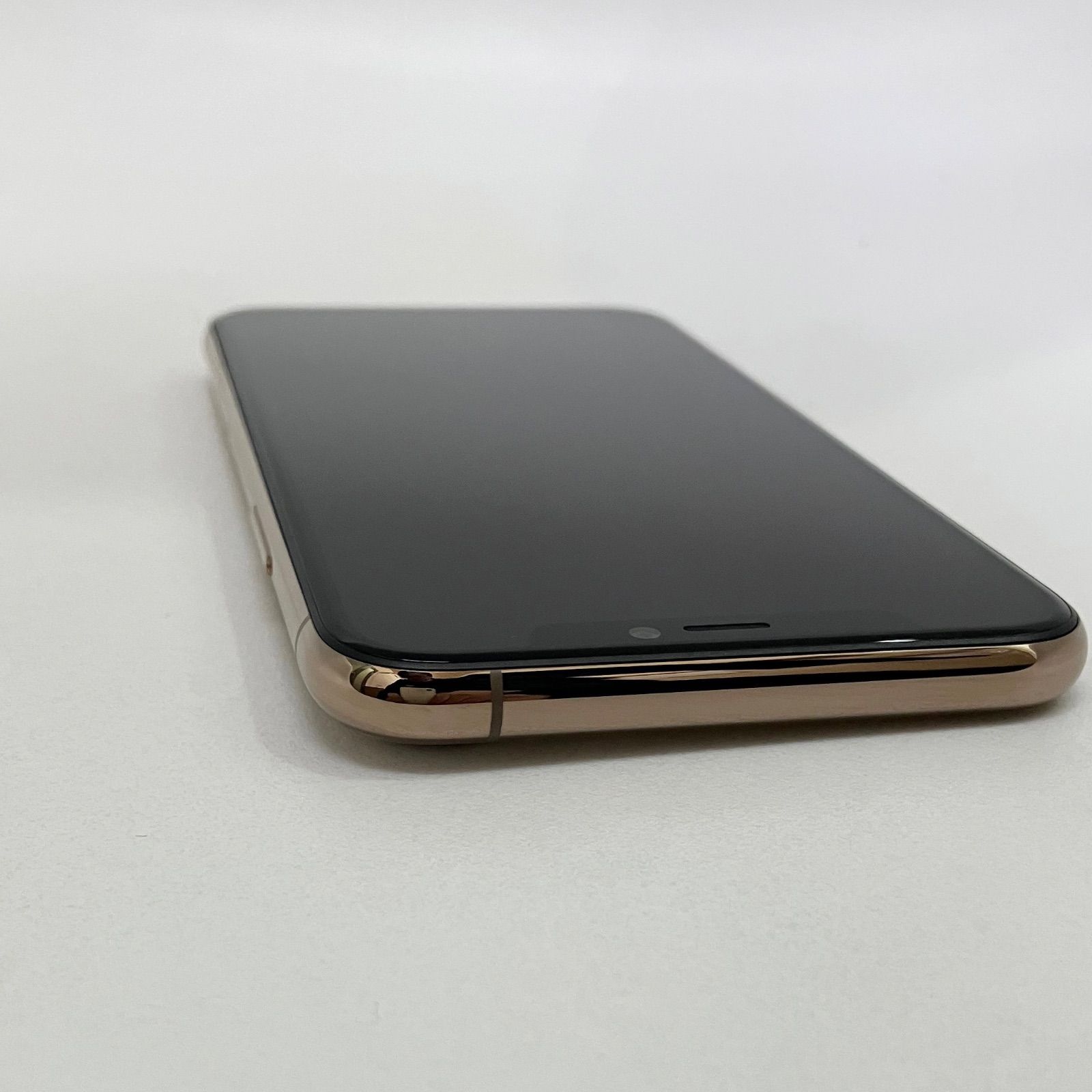 美品】iPhone11Pro 64GB ゴールド SIMフリー - メルカリ