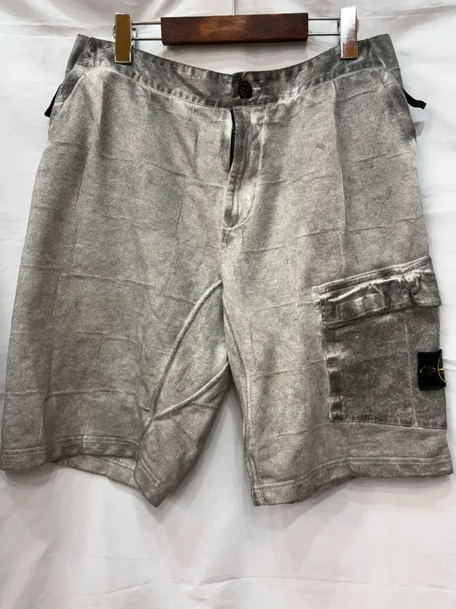 STONE ISLAND ストーンアイランド カーゴ ハーフパンツ XL (正規品)