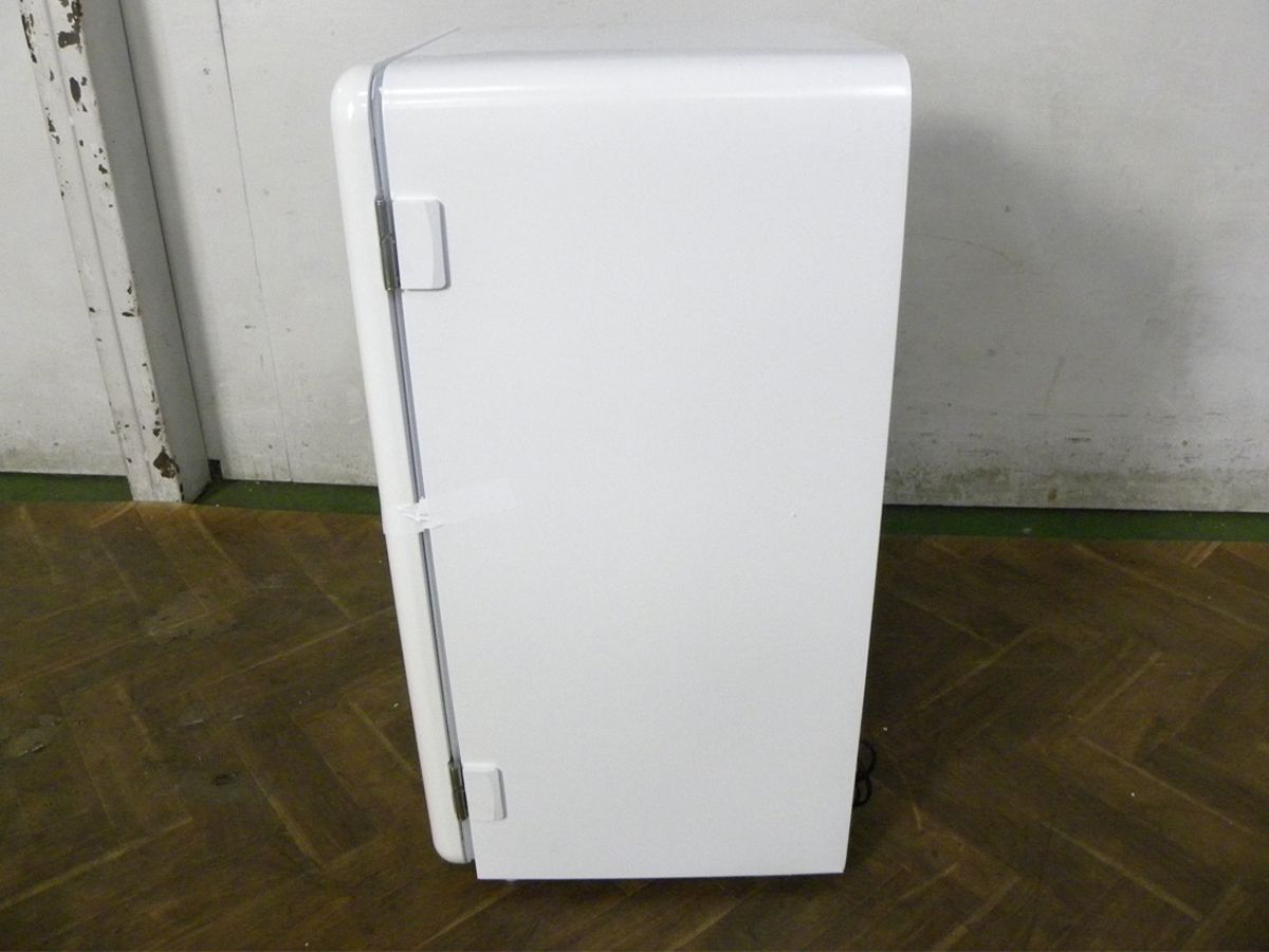□展示品□未使用品□Comfee '/コンフィー □ノンフロン冷蔵庫□93L