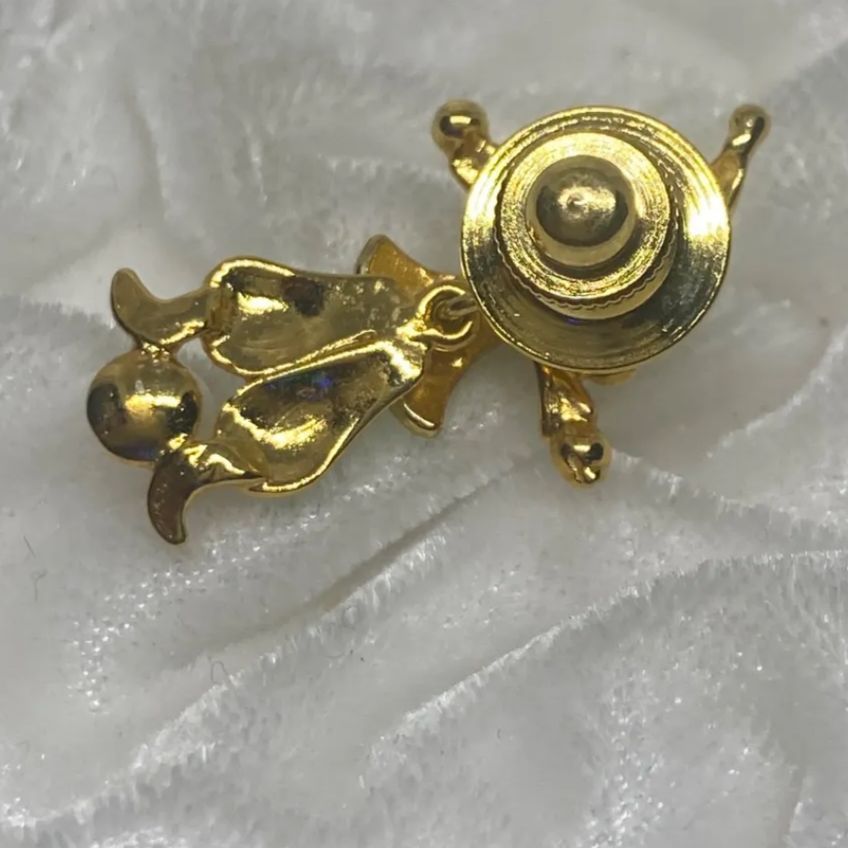 MIKIMOTO ミキモト ピンズ 玉乗り ピエロ 道化師デザイン ブローチ 本