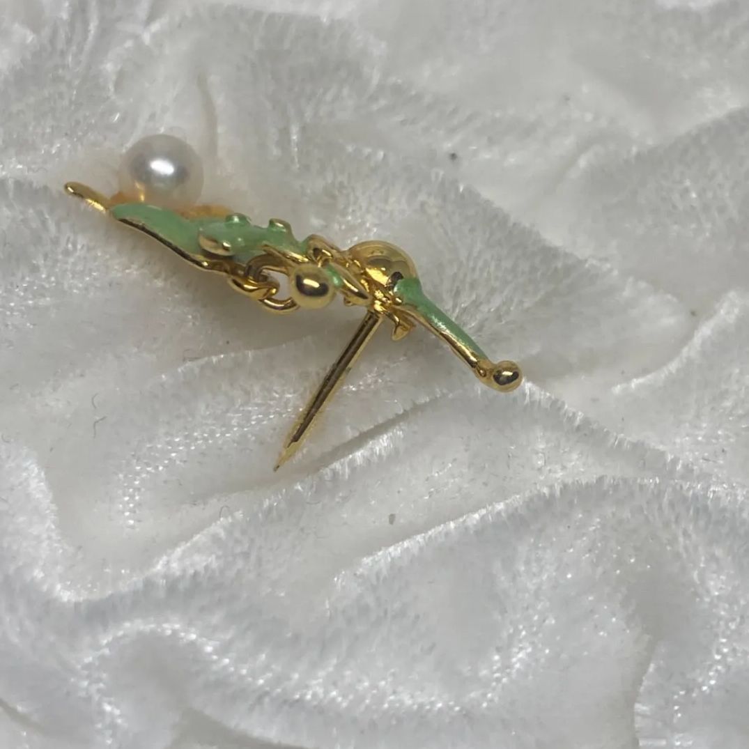 MIKIMOTO ミキモト ピンズ 玉乗り ピエロ 道化師デザイン ブローチ 本