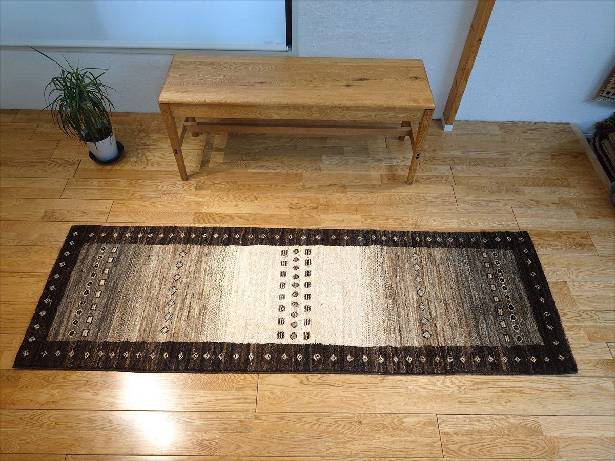 ハンドメイド　夏は涼しく冬は暖かい　オールシーズン天然無染ラグ　ガゼニラハット　ランナー　201x65cm　P232