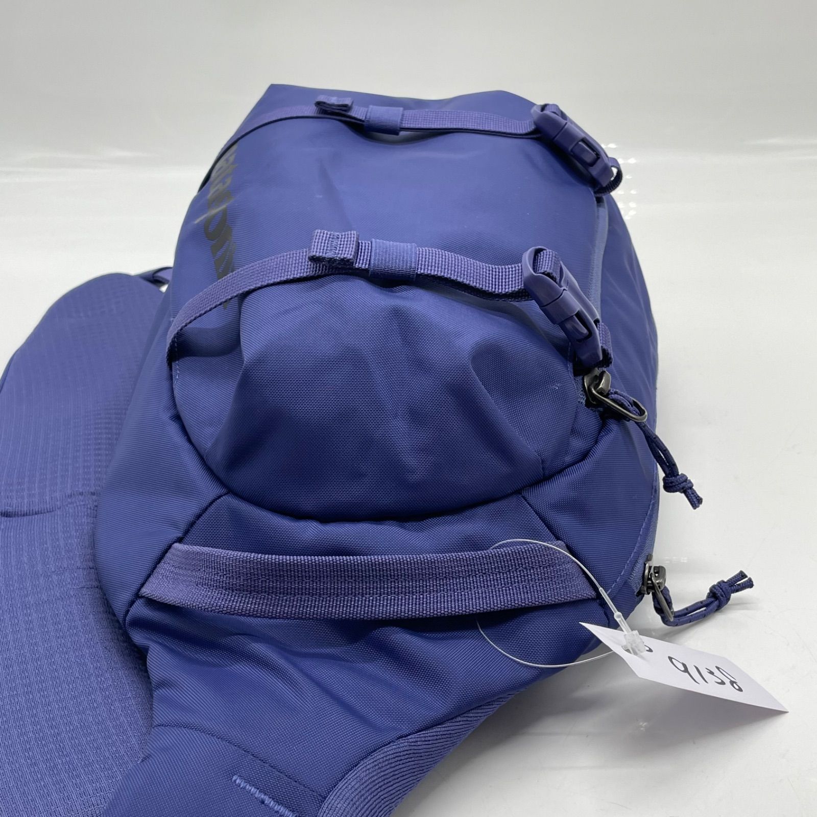 BN9138○patagonia パタゴニア アトム・スリング8L ボディバッグ