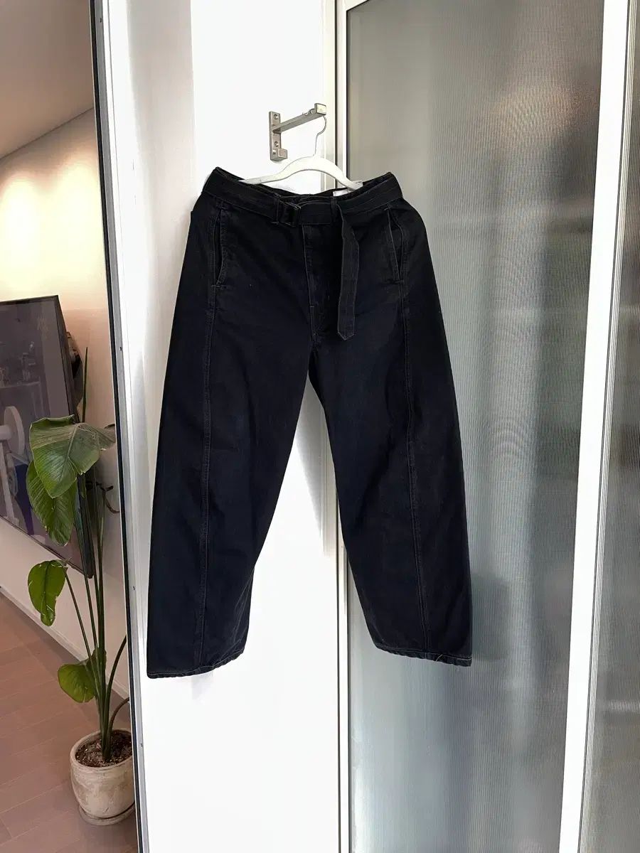 ルメール ツイストベルト付き パンツ ブラック サイズ M