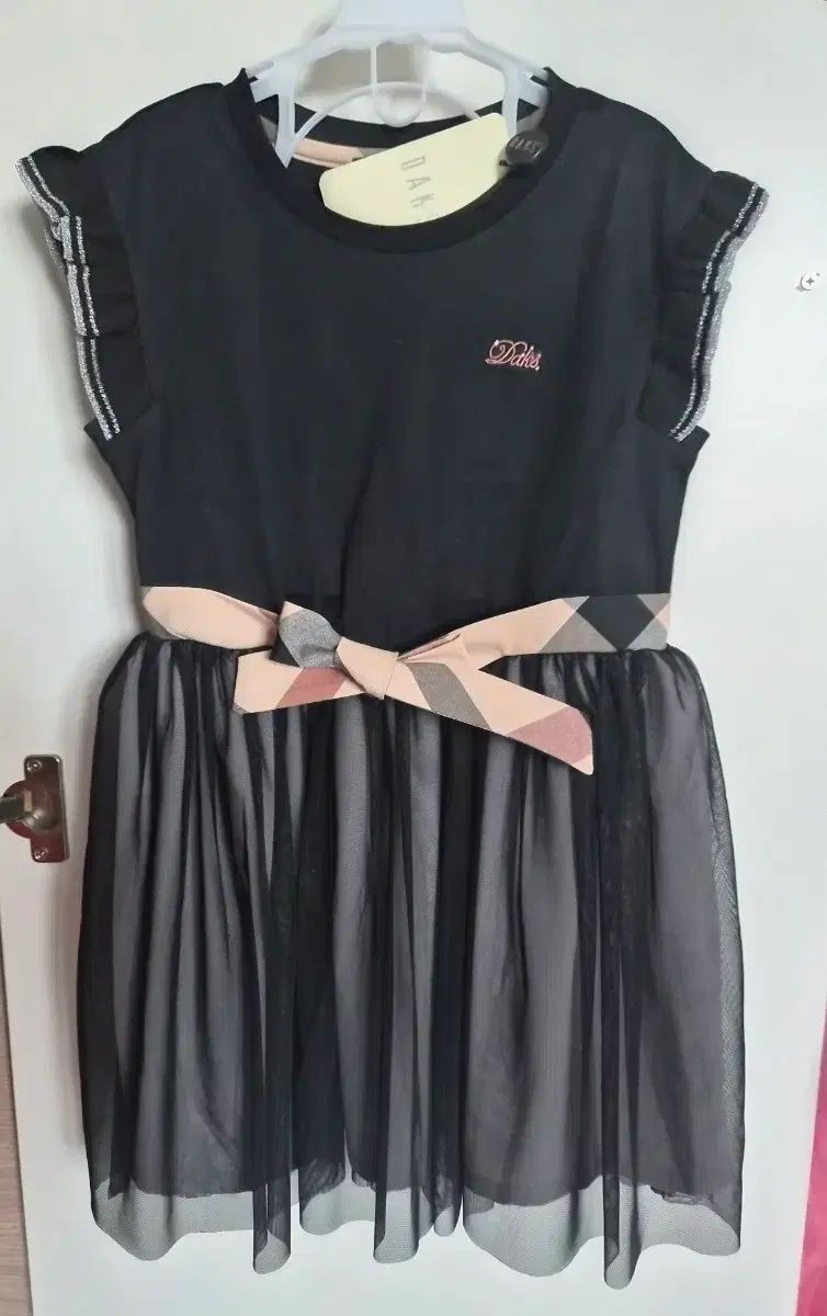 新品 DAKS Little(ダックスキッズ) 女の子 ONE PIECE 110サイズ 5歳