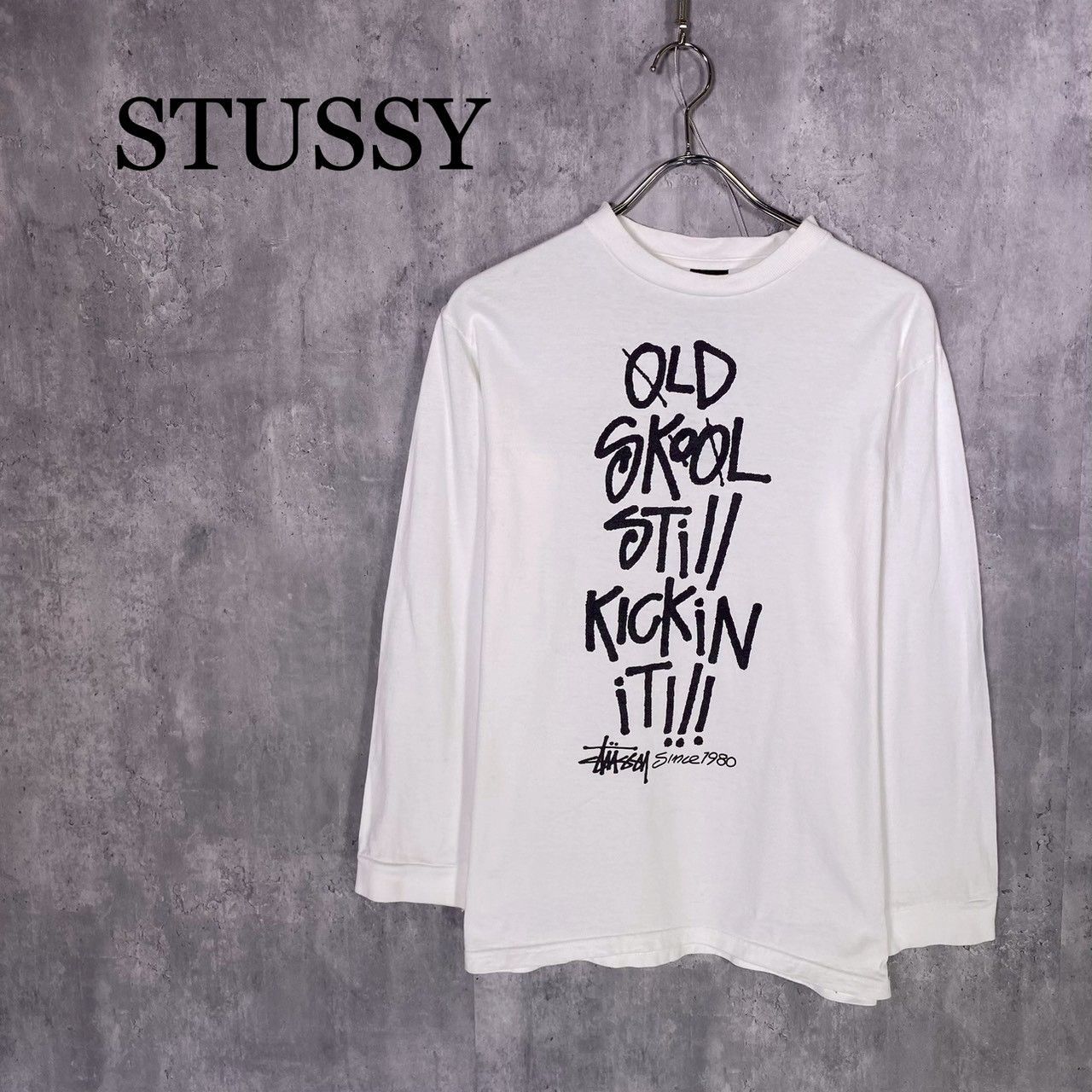 『STUSSY』ステューシー (S) Old Skool Stil Kickin it プリントロンT