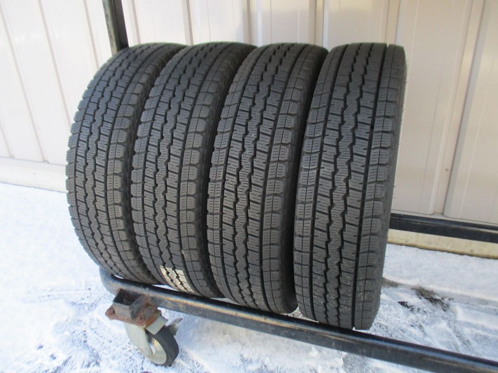 ★☆155/80R14 88/86N LT ダンロップ WINTER MAXX SV01 スタッドレス 4本 送料込 T71380119☆★インボイス領収書発行可能