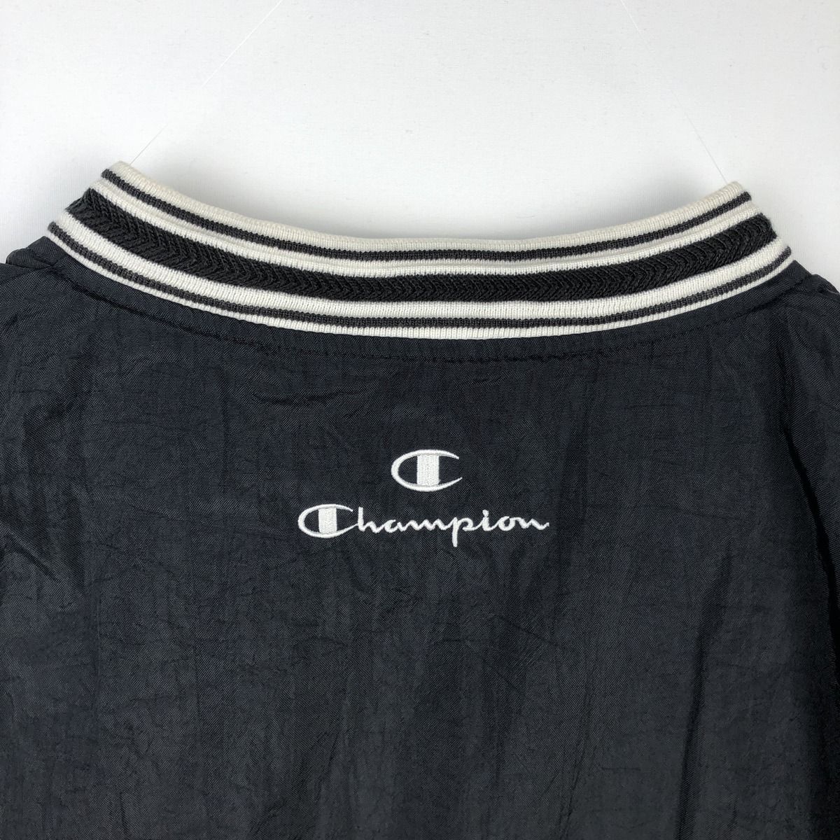 古着 90年代 チャンピオン Champion カレッジ Vネック ナイロンプル