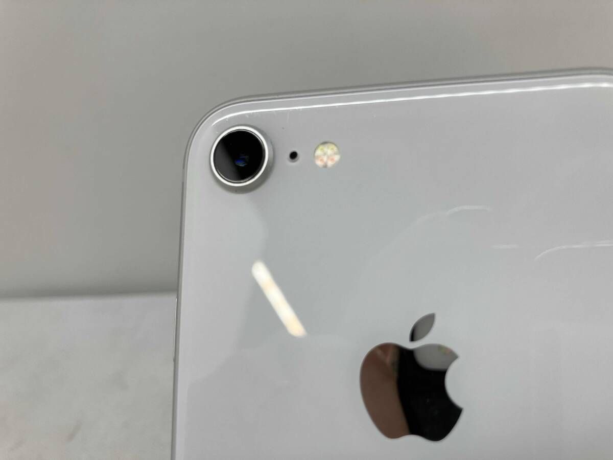 MQ792J/A iPhone 8 64GB シルバｰ au バッテリー最大容量100% SIMロック