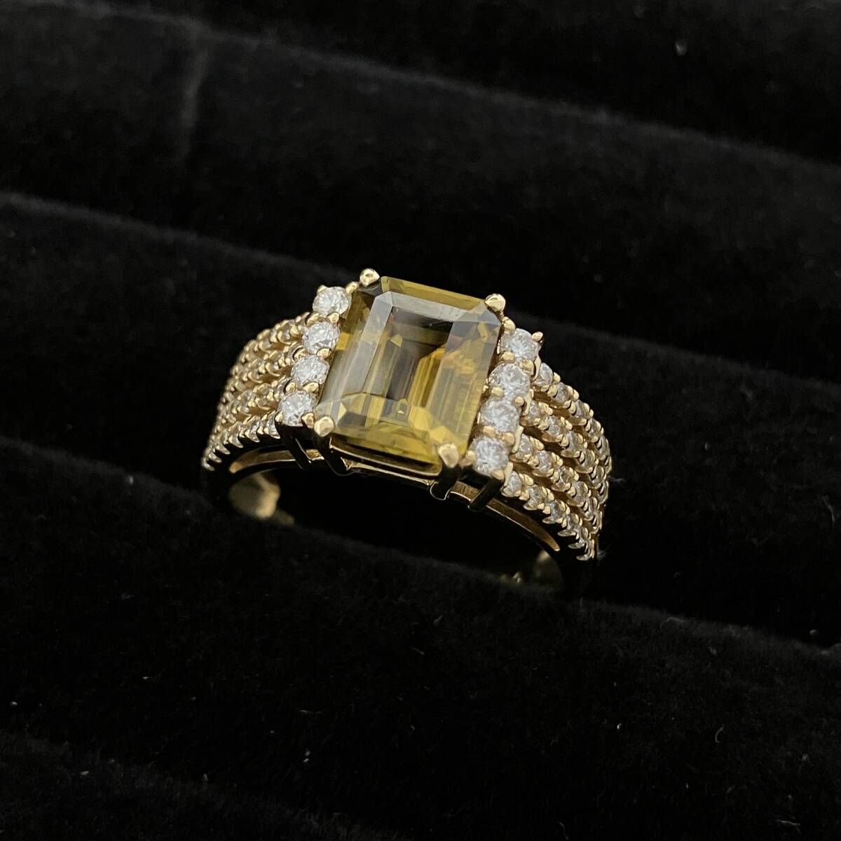 鑑別カード付 新品仕上済み 天然スフェーン2.39ct 天然ダイヤモンド0.60ct デザイン リング K18 14.5号 6.2g 金 イエロー ゴールド 指輪