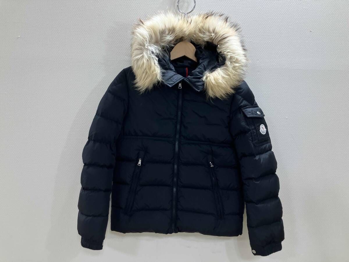 MONCLER ブラックダウンジャケット 12 anni MONCLER モンクレール ダウンジャケット フーデッドリアルファーダウン