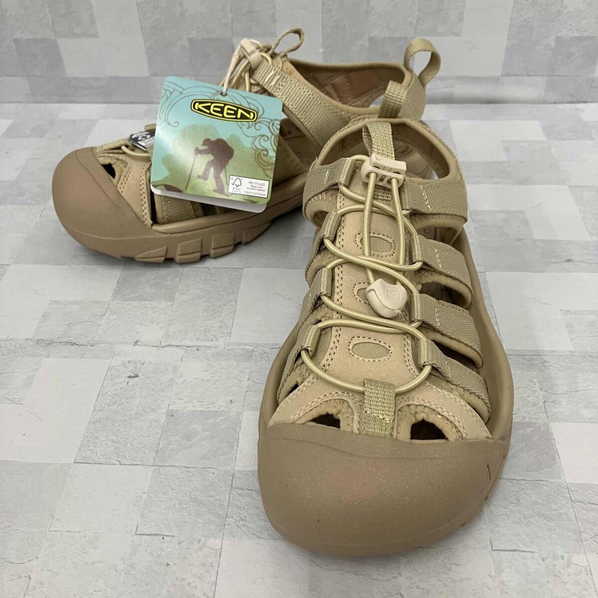 KEEN キーン サンダル Newport H2 1022255 タグ付き ベージュ 24cm