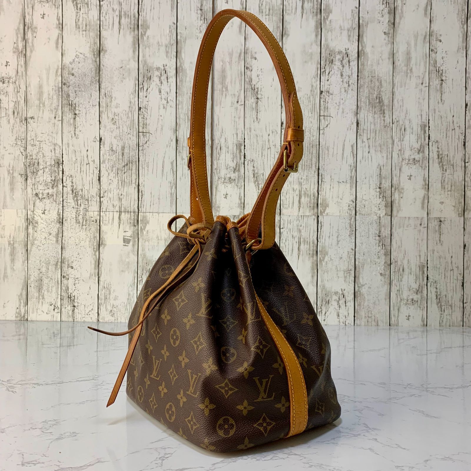LOUIS VUITTON プチノエ モノグラム ショルダーバッグ 【状態ランク:S
