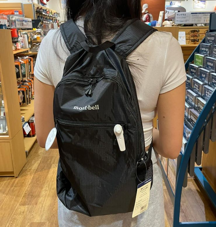 モンベル ポケッタブル バックパック ブラック 18l