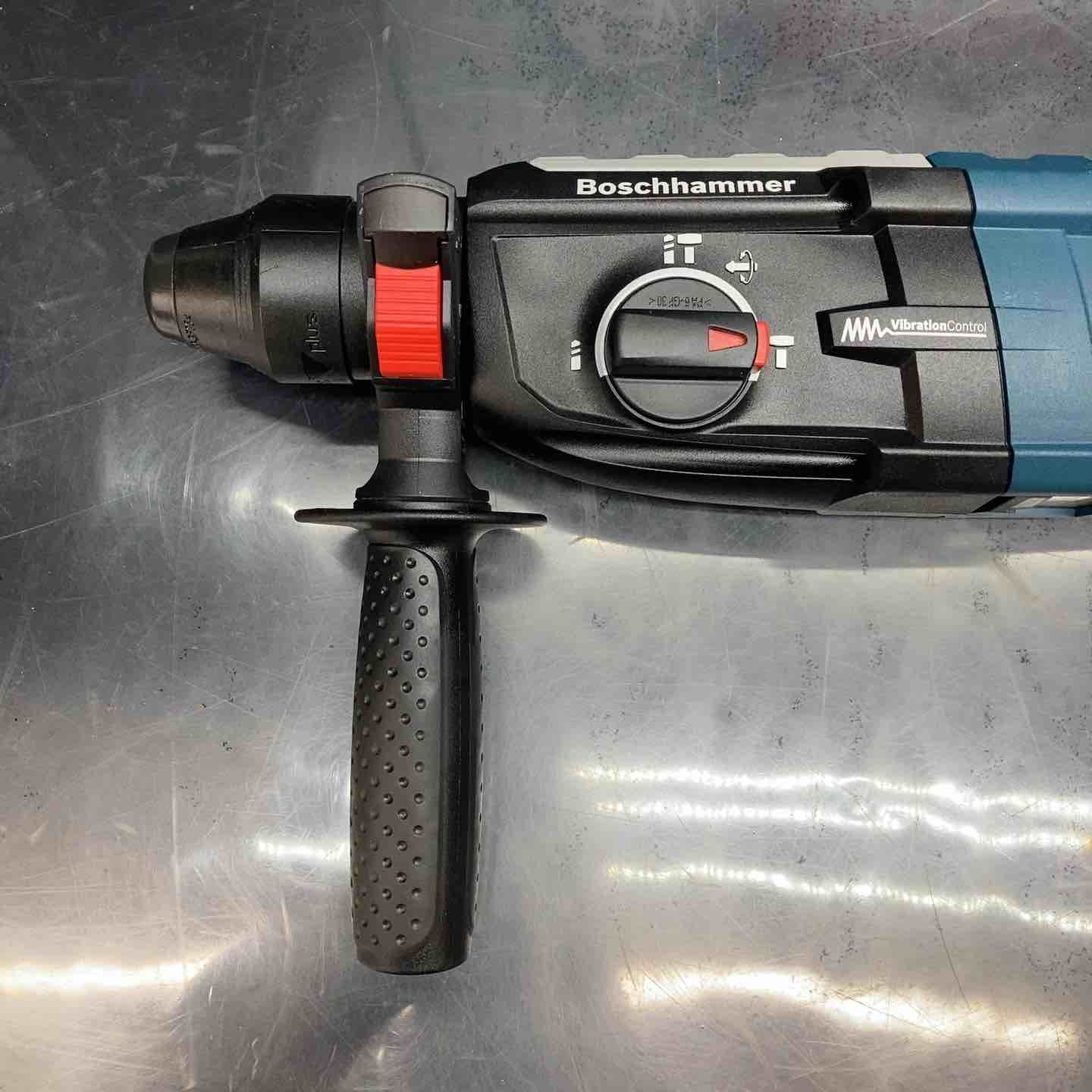 ★ボッシュ(BOSCH) ハンマドリル GBH2-28DV【川越店】 ☆ボッシュ(BOSCH) ハンマドリル GBH2-28DV【川越店】