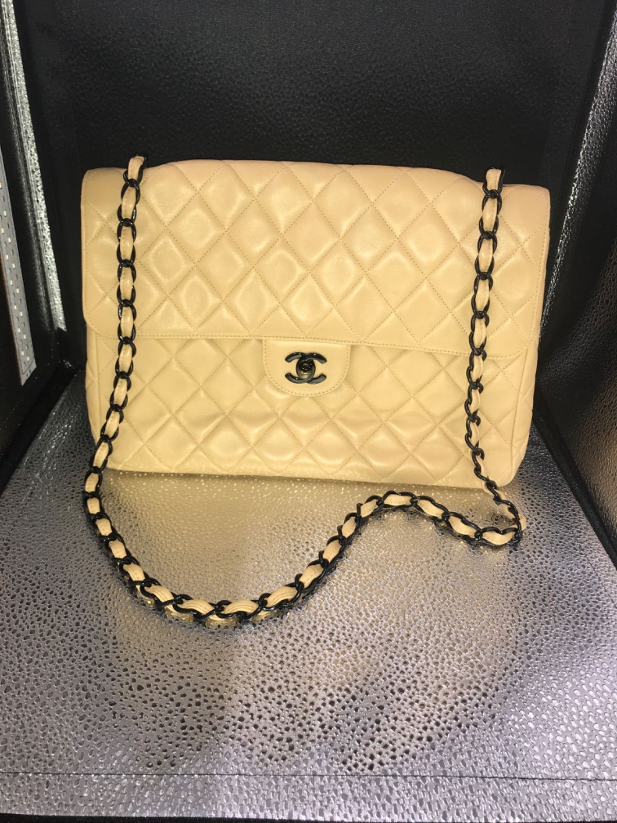 AMM 美品CHANEL ベージュ　ラムスキン製　マトラッセプラチェーンショルダーバッグ