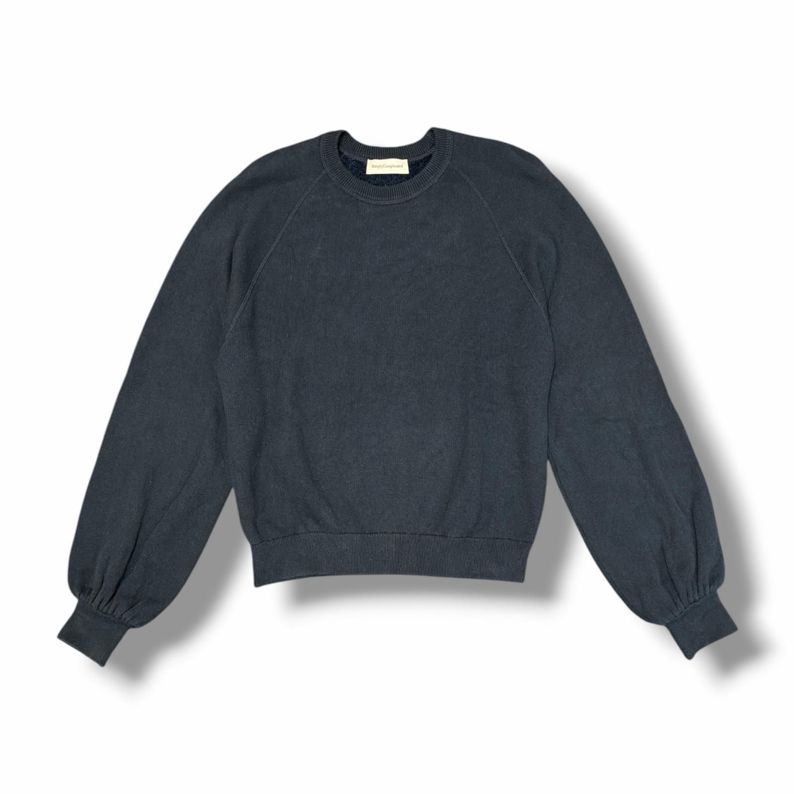 SIMPLYCOMPLICATED 25AW KNITTED CREWNECK クルーネックスウェット トレーナー ニット シンプリーコンプリケイテッド 25FW5004 ネイビー 1 （18338M）