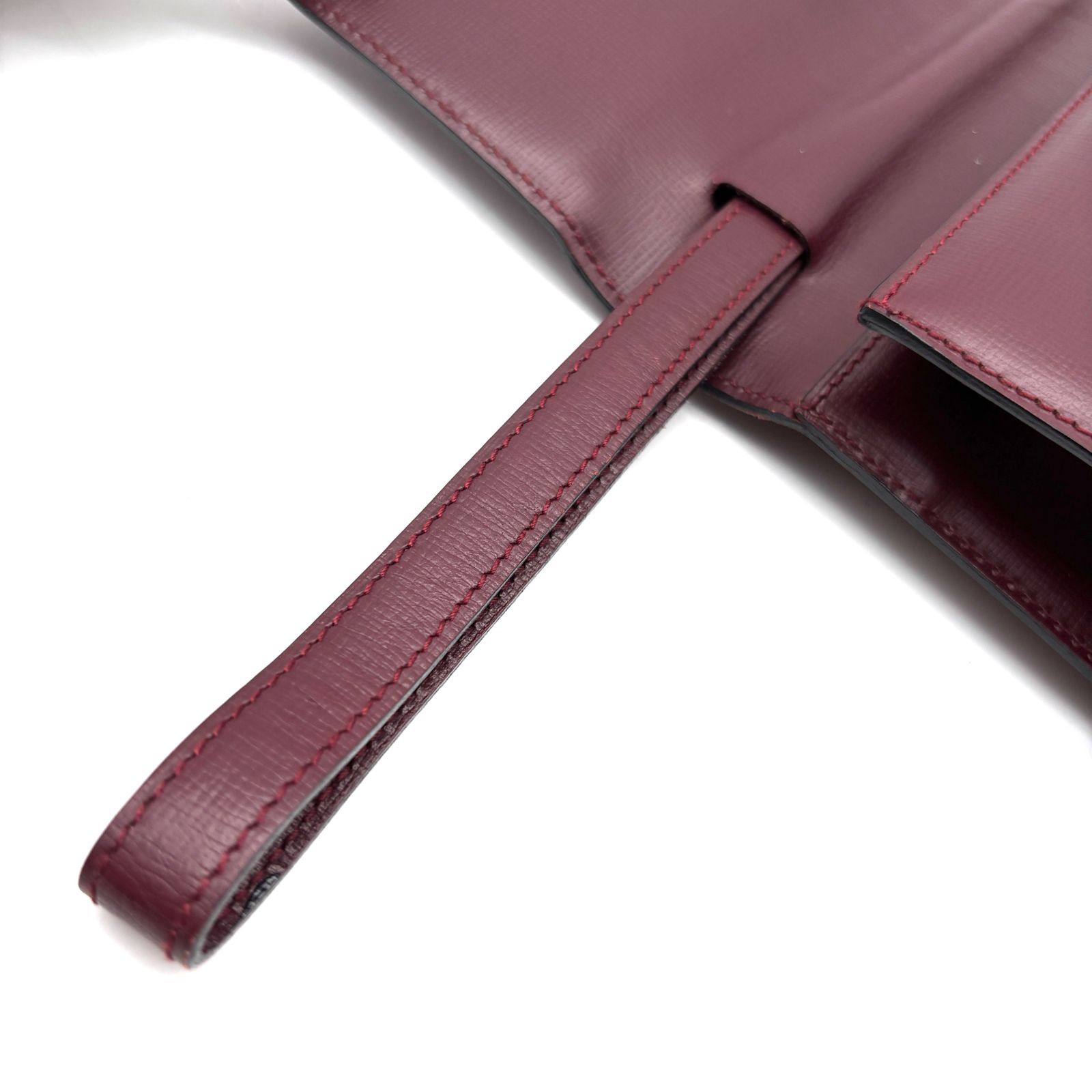 Cartier カルティエ マストライン チェーン付き パーティークラッチバッグ 未使用に近い カルティエ Cartier マストライン クラッチバッグ