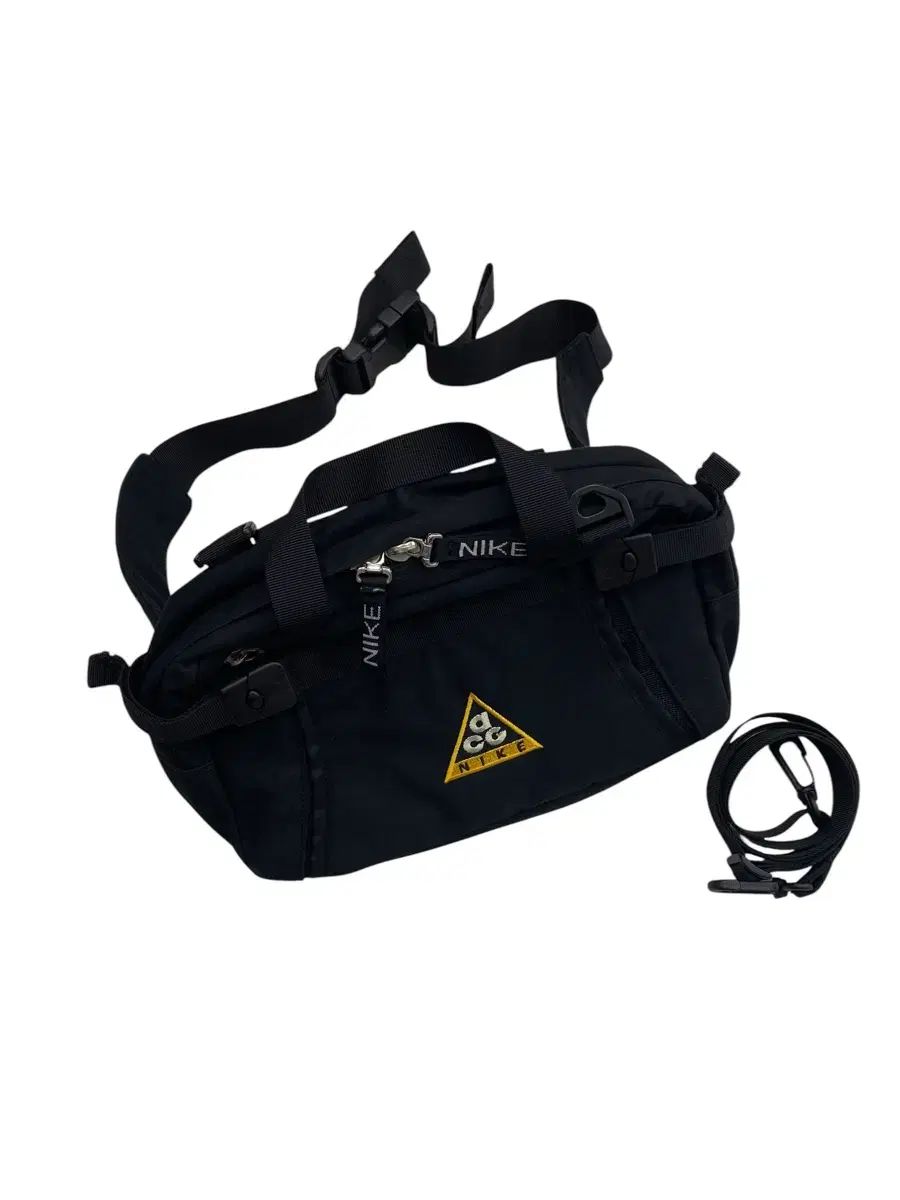 ナイキ ACG ヒップバッグ ブラック＆クロス