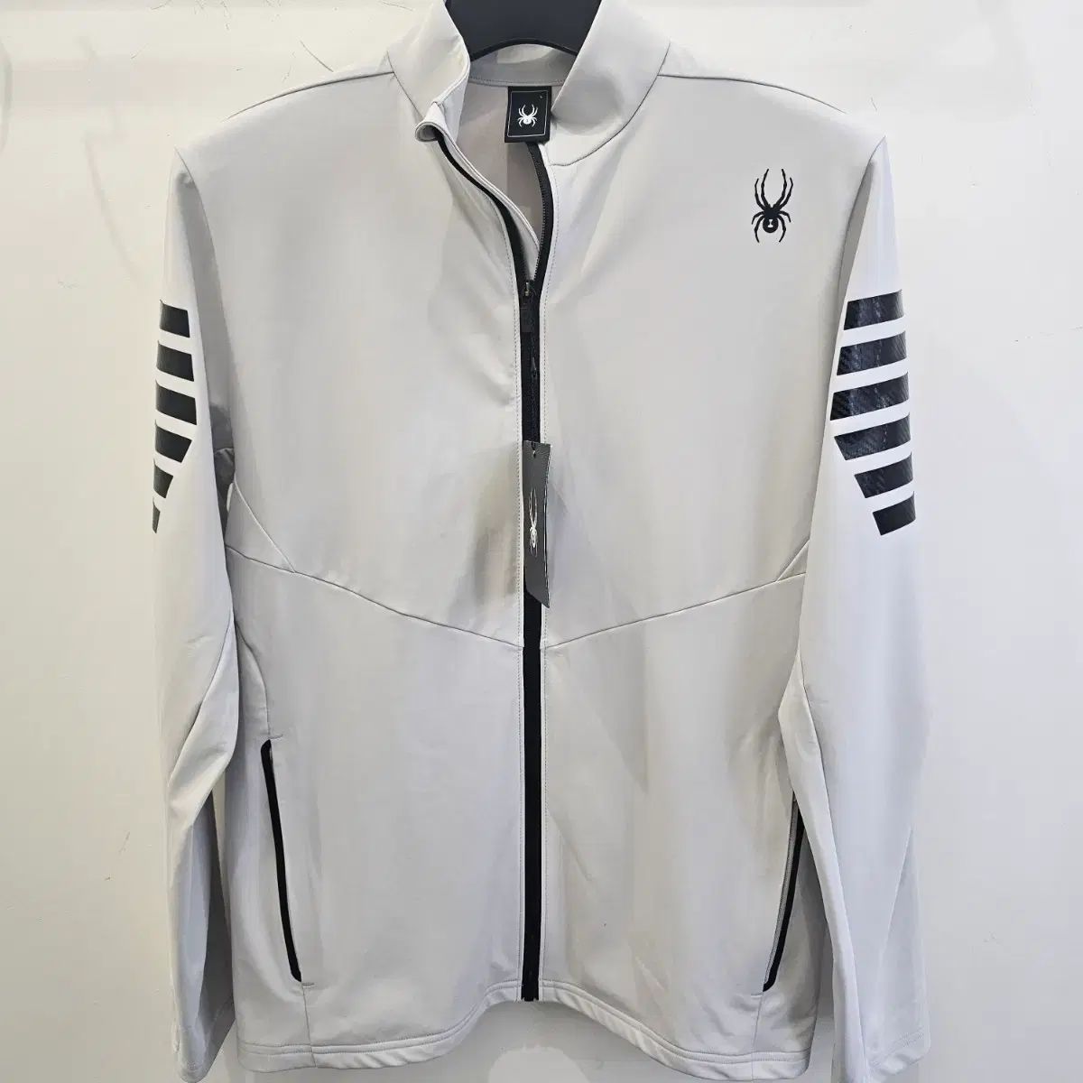 スパイダー ジップアップ ジャケット 100 (L) 新品