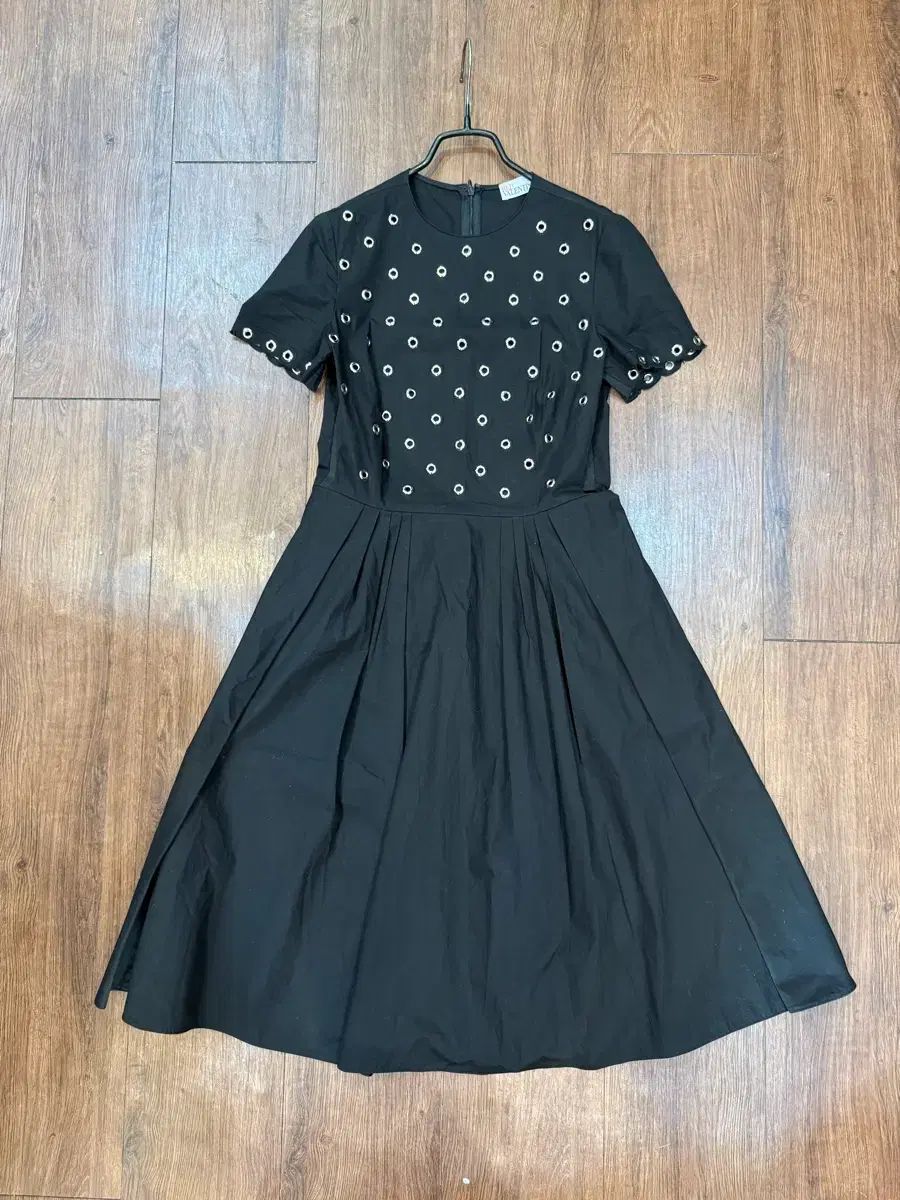ヴァレンティノ ONE PIECE 38 正規品