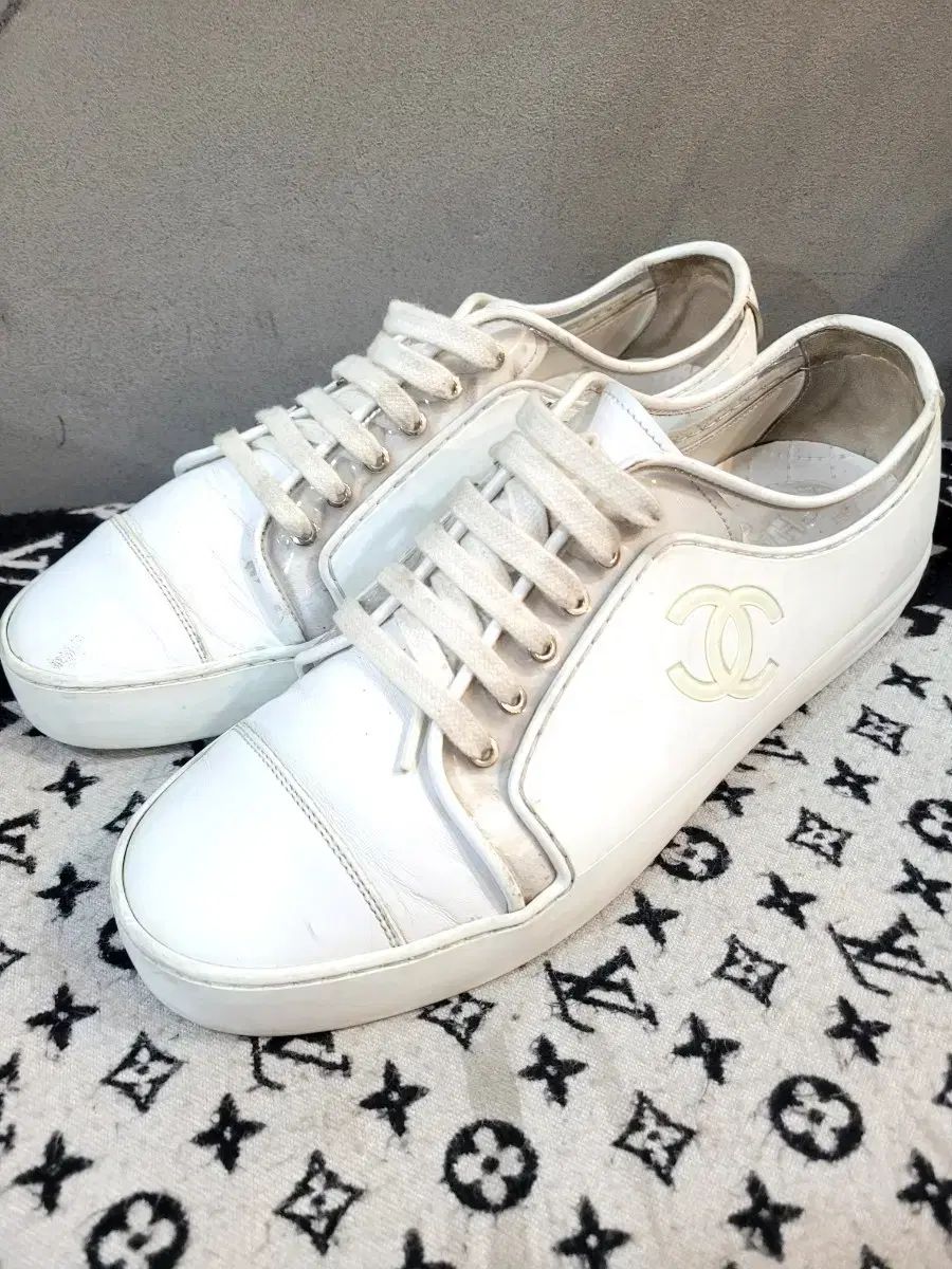 正規品 CHANEL シャネル CC カーフスキン クリア スニーカー