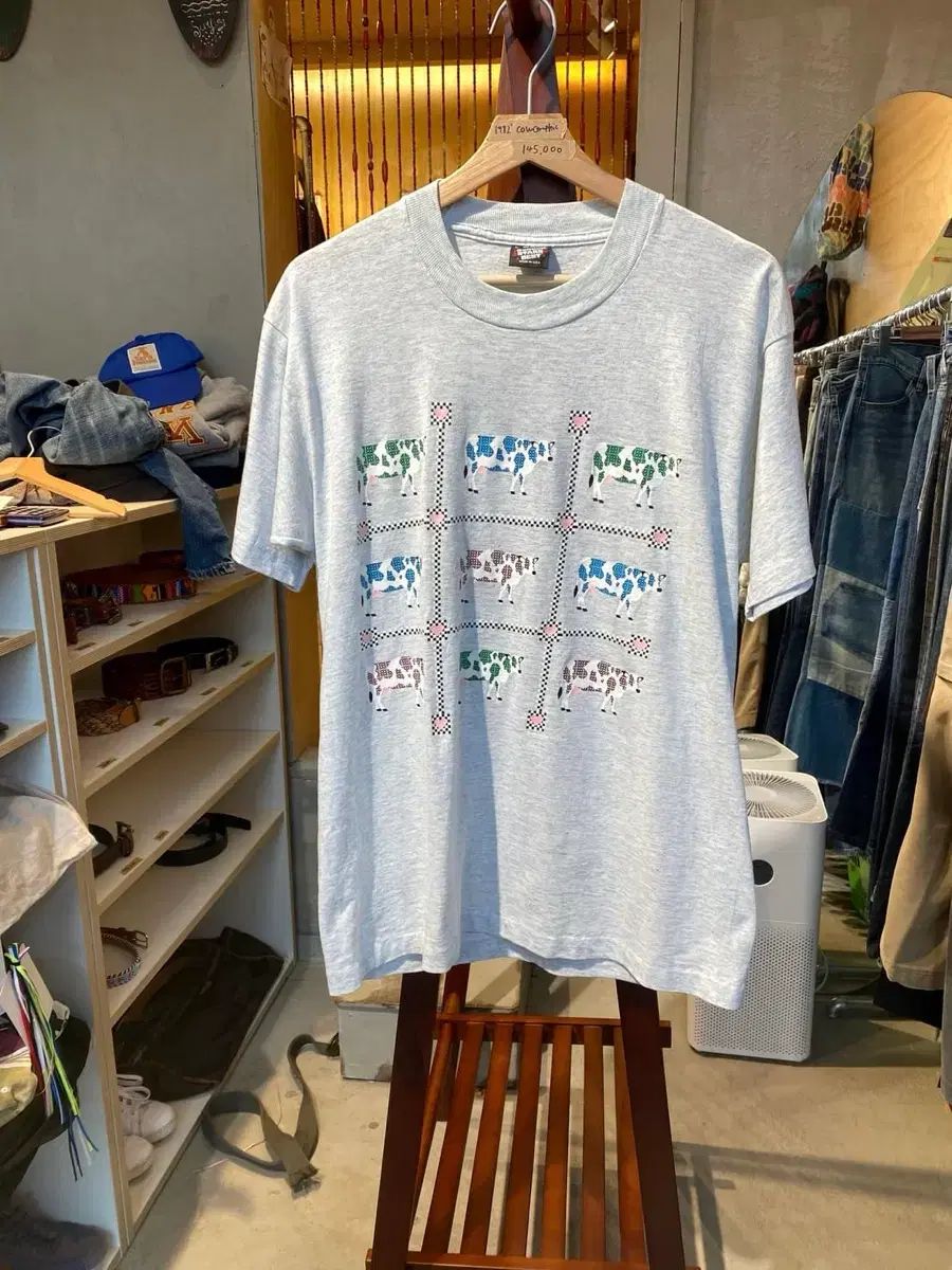 1984s Cow Graphic made in U S A ヴィンテージTシャツ