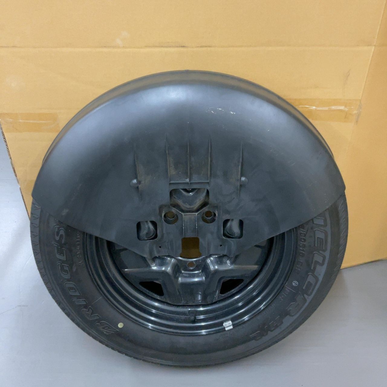 スズキ ジムニー 純正 背面スペアタイヤ BRIDGESTONE DUELER H/T 175