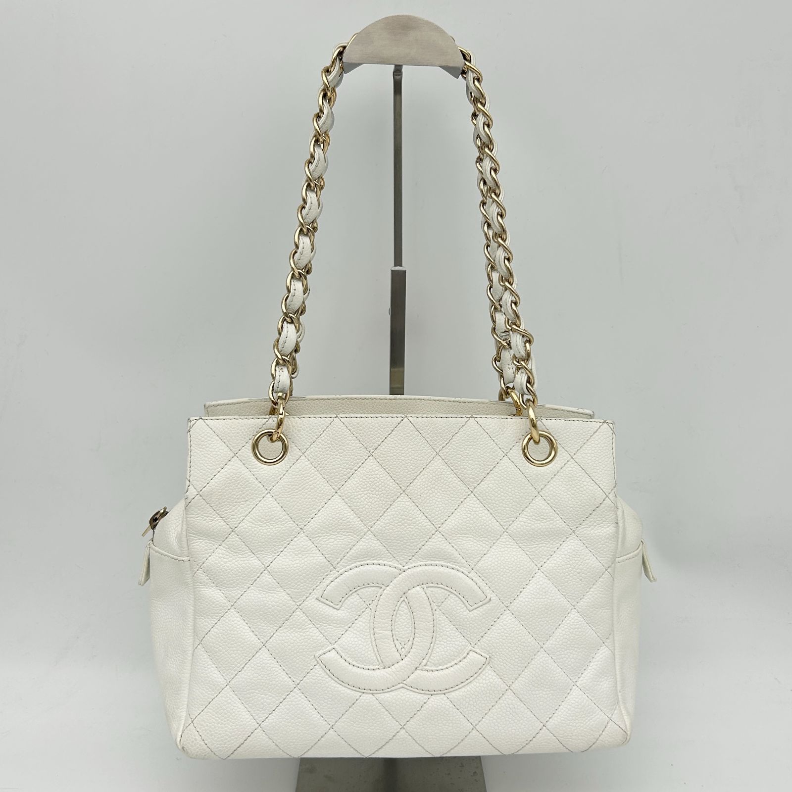 Chanel (シャネル) トートバッグ・チェーントート マトラッセ キャビアスキン ホワイト7番 【中古】