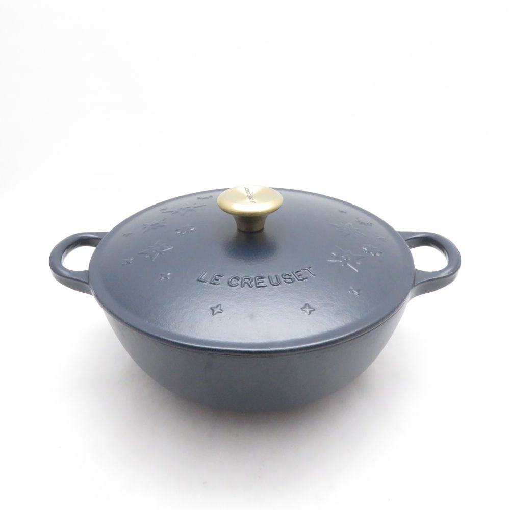 美品 Le Creuset ルクルーゼ マルミット スターレリーフ ゴールドツマミ 両手鍋 22cm 希少 レア 料理 調理器具 キッチン SU14517Z