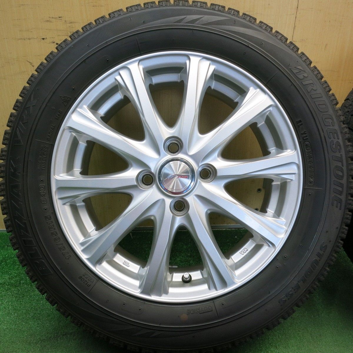 4本価格☆スタッドレス 175/65R15 ブリヂストン ブリザック VRX JOKER