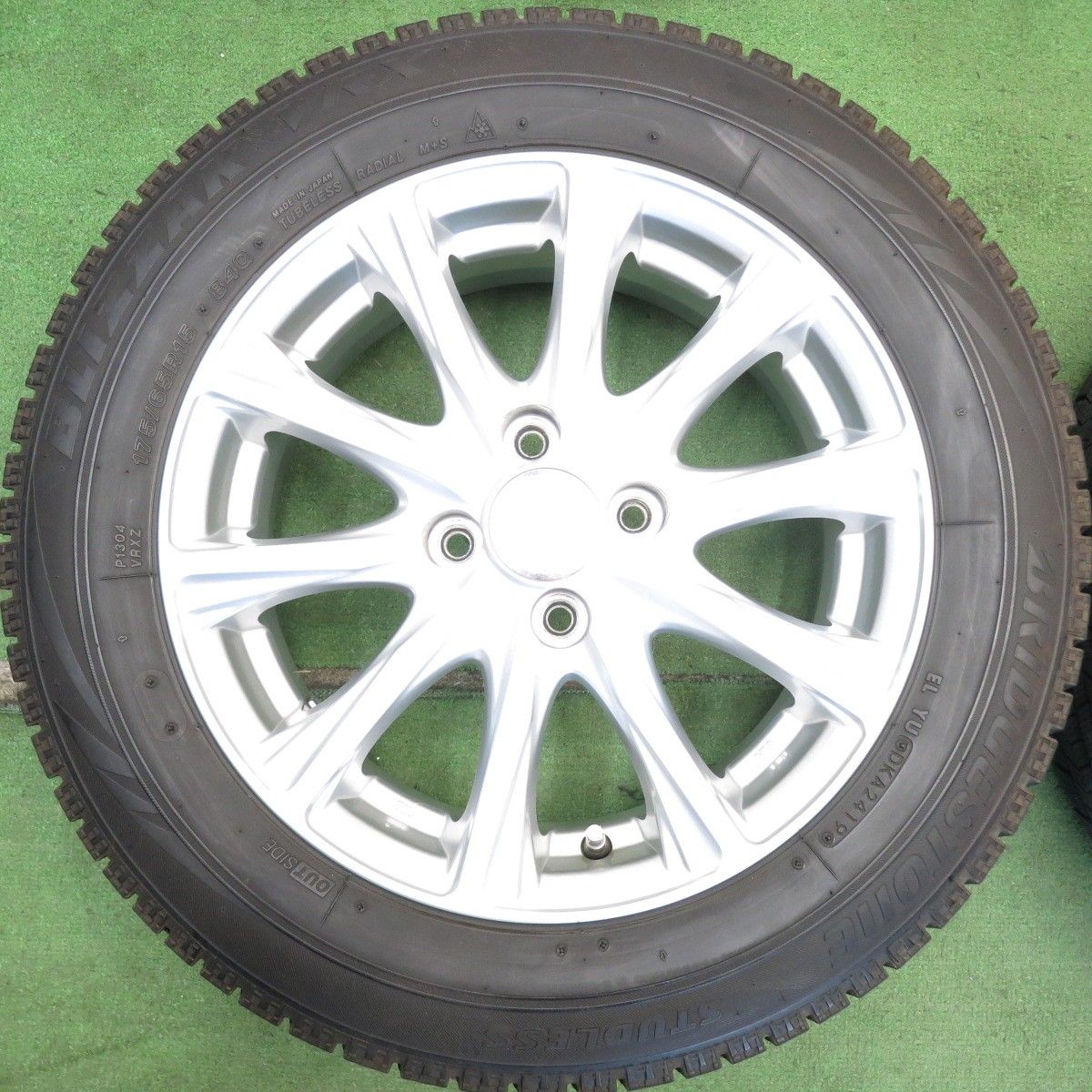 4本価格☆スタッドレス 175/65R15 ブリヂストン ブリザック VRX JOKER