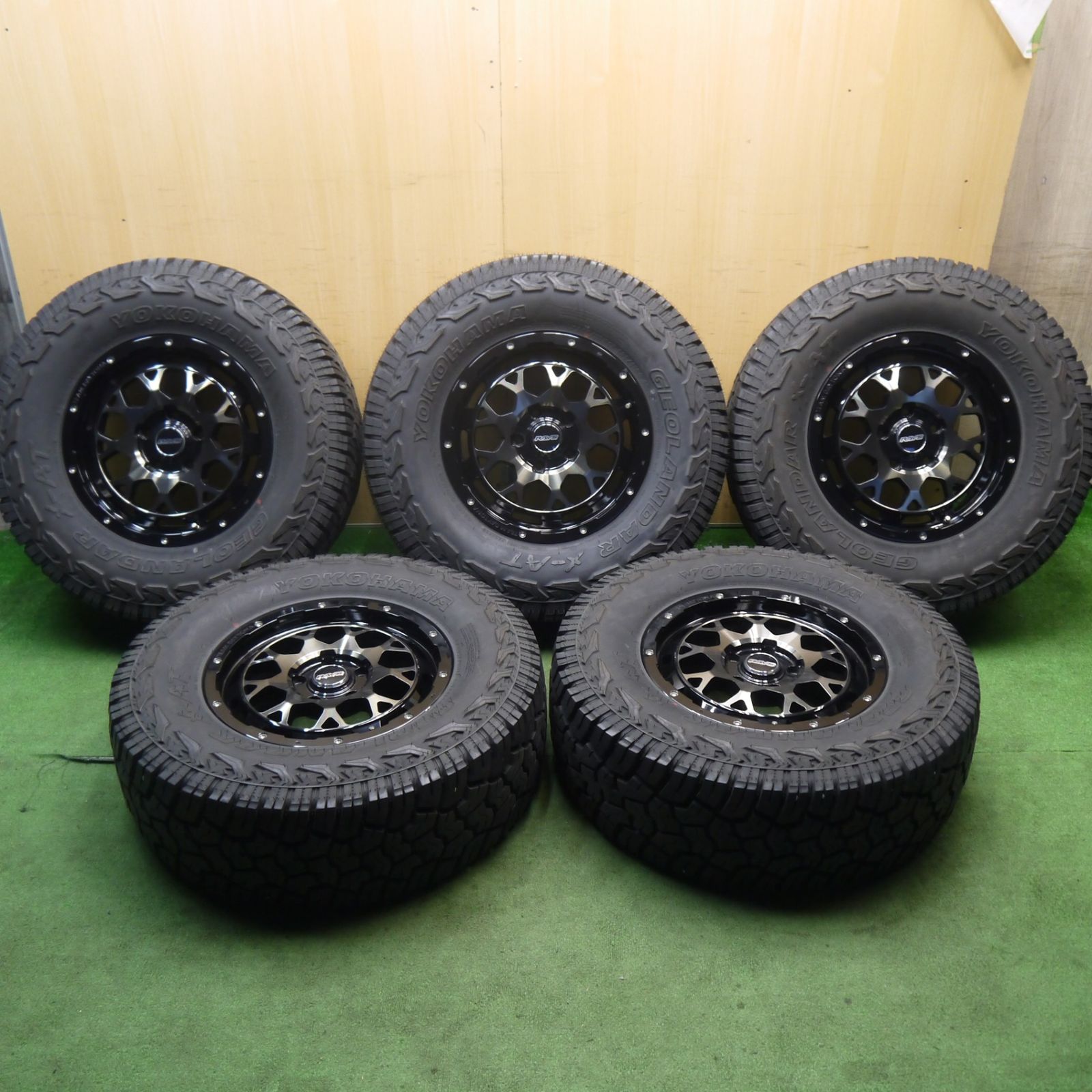 未使用！22年！キレイ！5本★ジープ 等 RAYS DAYTONA M9 285/70R17 121/118Q 10PR ヨコハマ ジオランダー X-AT レイズ デイトナ 17インチ PCD127/5H★6060304KKノ