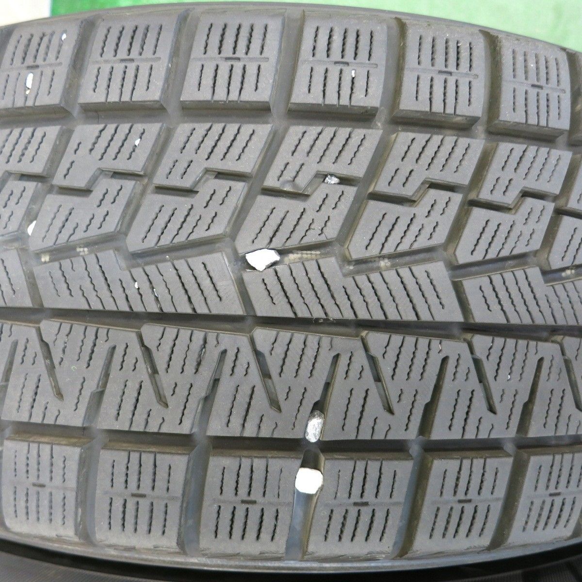 バリ溝！9.5分☆スタッドレス 205/60R16 ヨコハマ アイスガード iG70