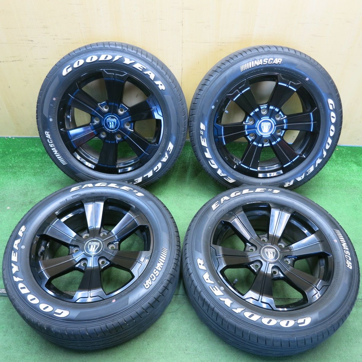 バリ溝！22年！9分★215/60R17 109/107R グッドイヤー イーグル #1 ナスカー BARBERO アーバングランデ バルベロ 17インチ PCD139.7/6H★6060401HAノ
