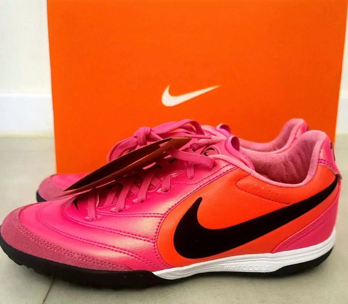 260 NIKE ティエンポ リーガ プロ TF
