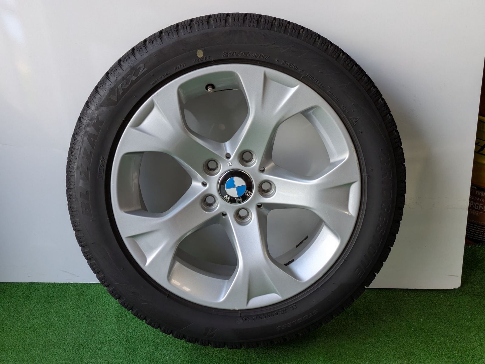 BMW X1(E84)純正アルミホイール 2022年ブリヂストン BLIZZAK VRX2 