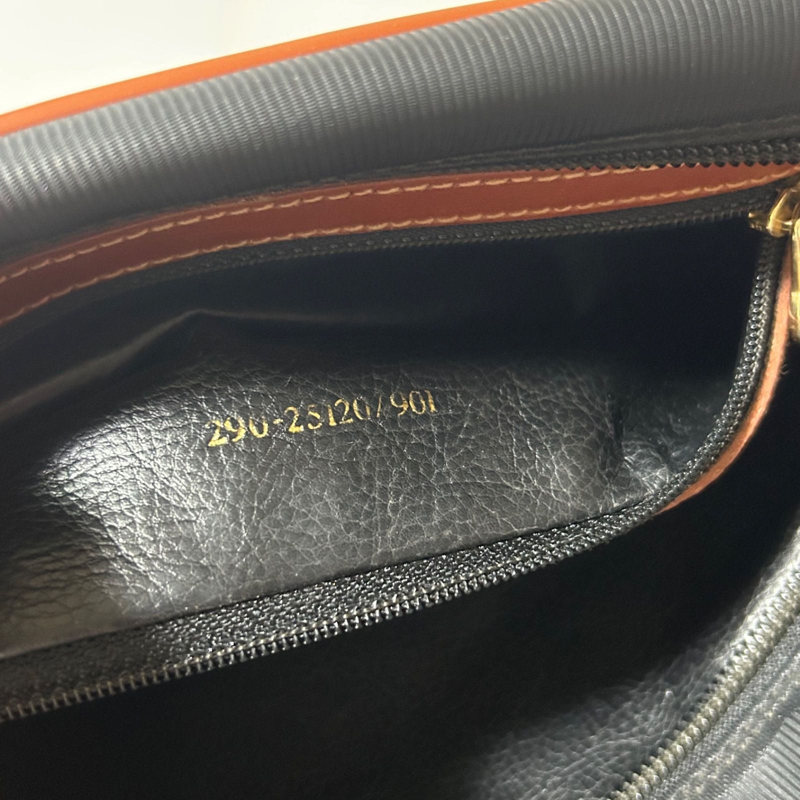 FENDI フェンディ ペカン PVC レザー ショルダーバッグ クロスボディ 