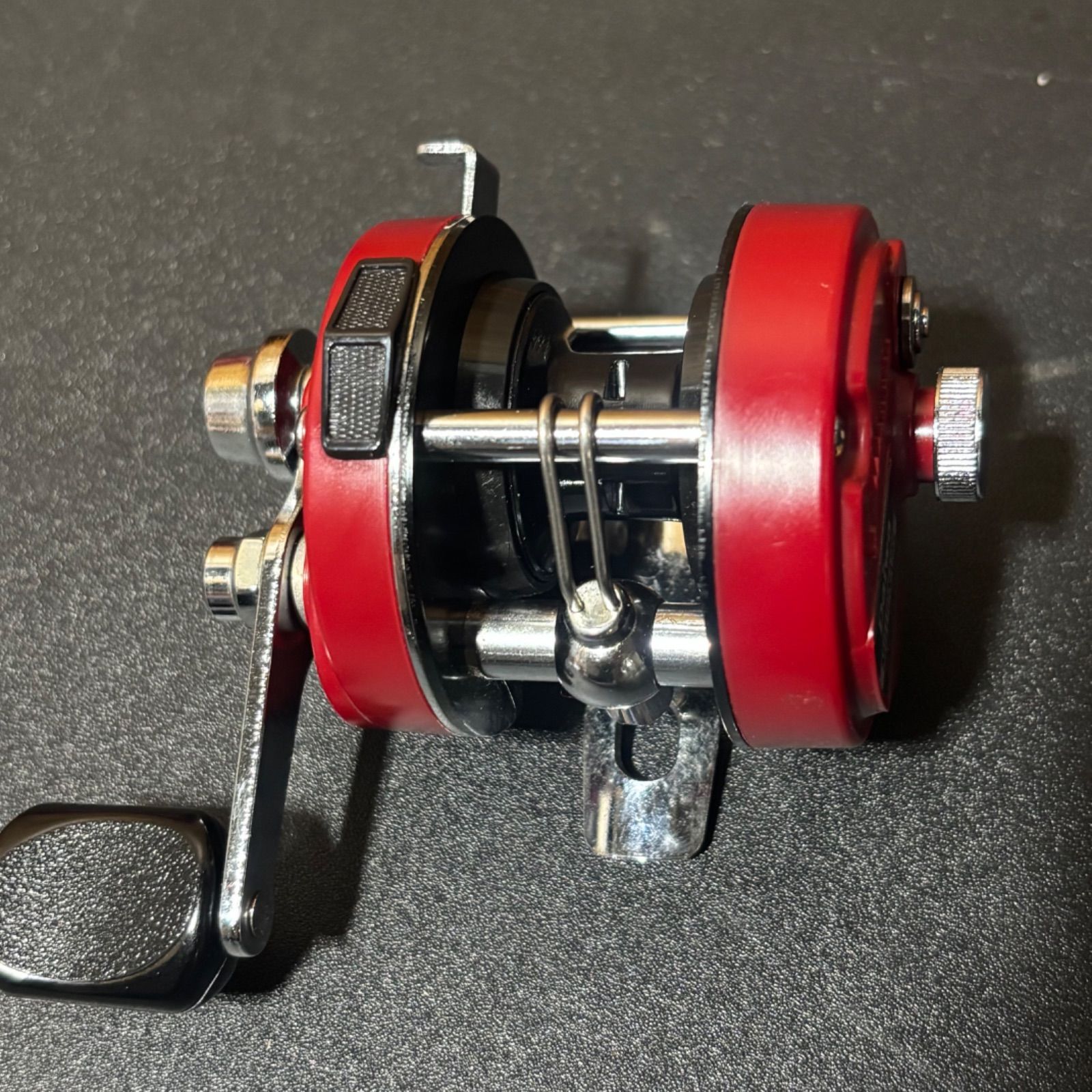 昭和の名機　ダイワ　ミリオネアST-1000 Millionaire 美品！ DAIWA ダイワ MILLIONAIRE ミリオネア ST-1000 万能小型 両軸リール